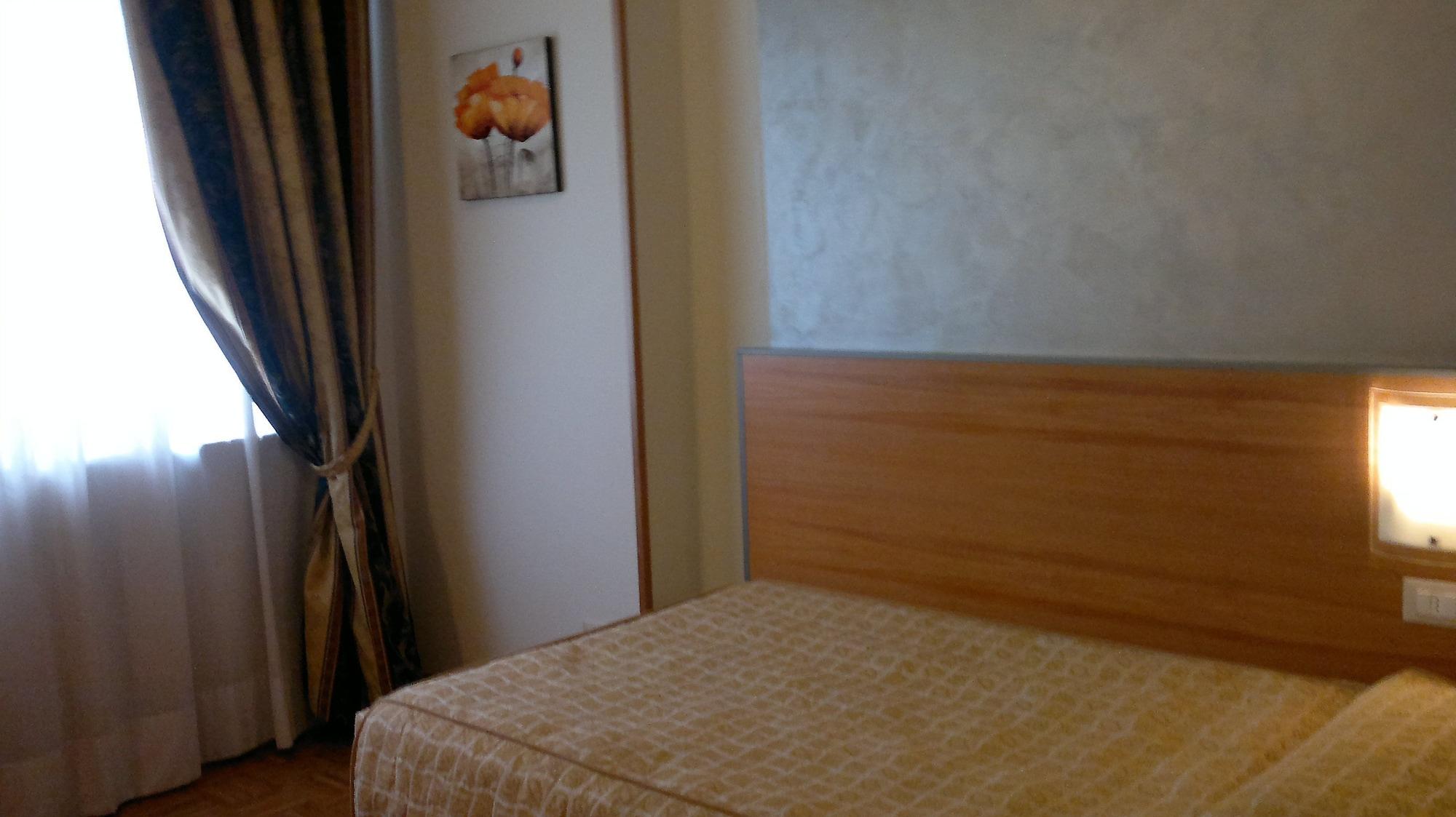Riviera Hotel 3*