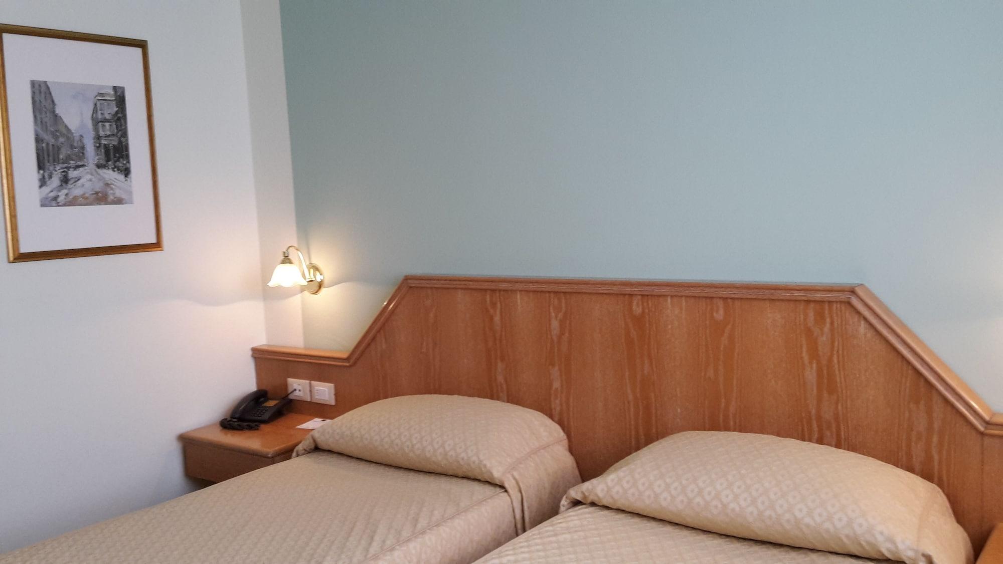 Riviera Hotel