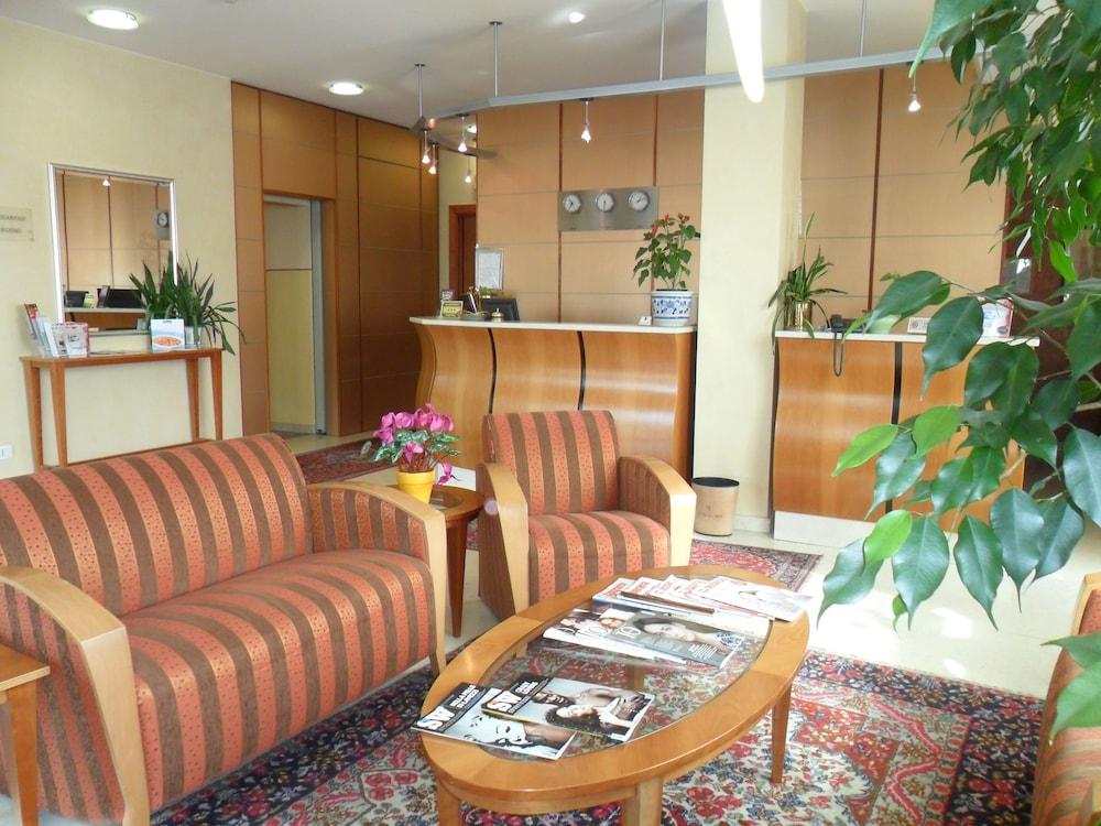 Hotel Riviera Segrate