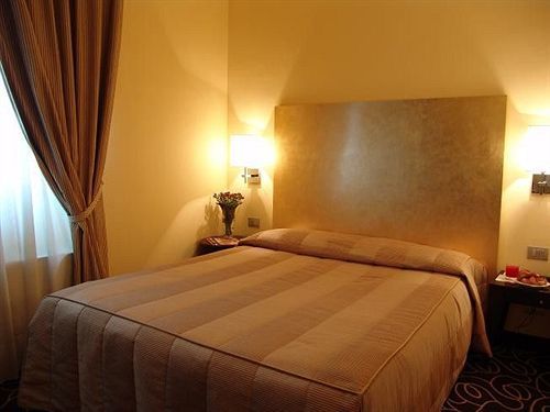 Riviera Hotel 3*