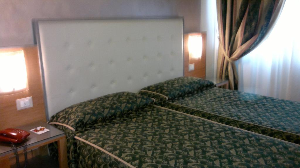 Riviera Hotel 3*