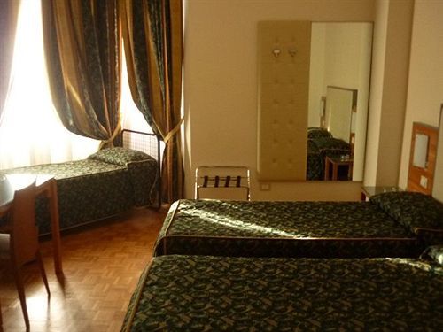 Hotel Riviera 3*