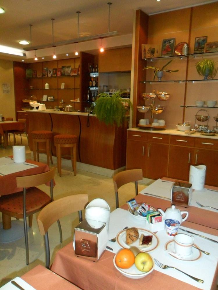Hotel Riviera Segrate